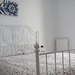 Bella * Bari